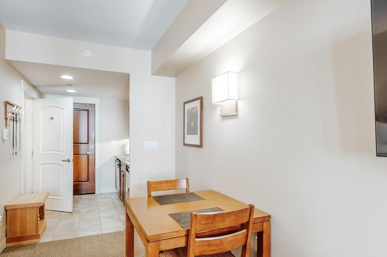 Founders Pointe Condo 冬季公园 外观 照片
